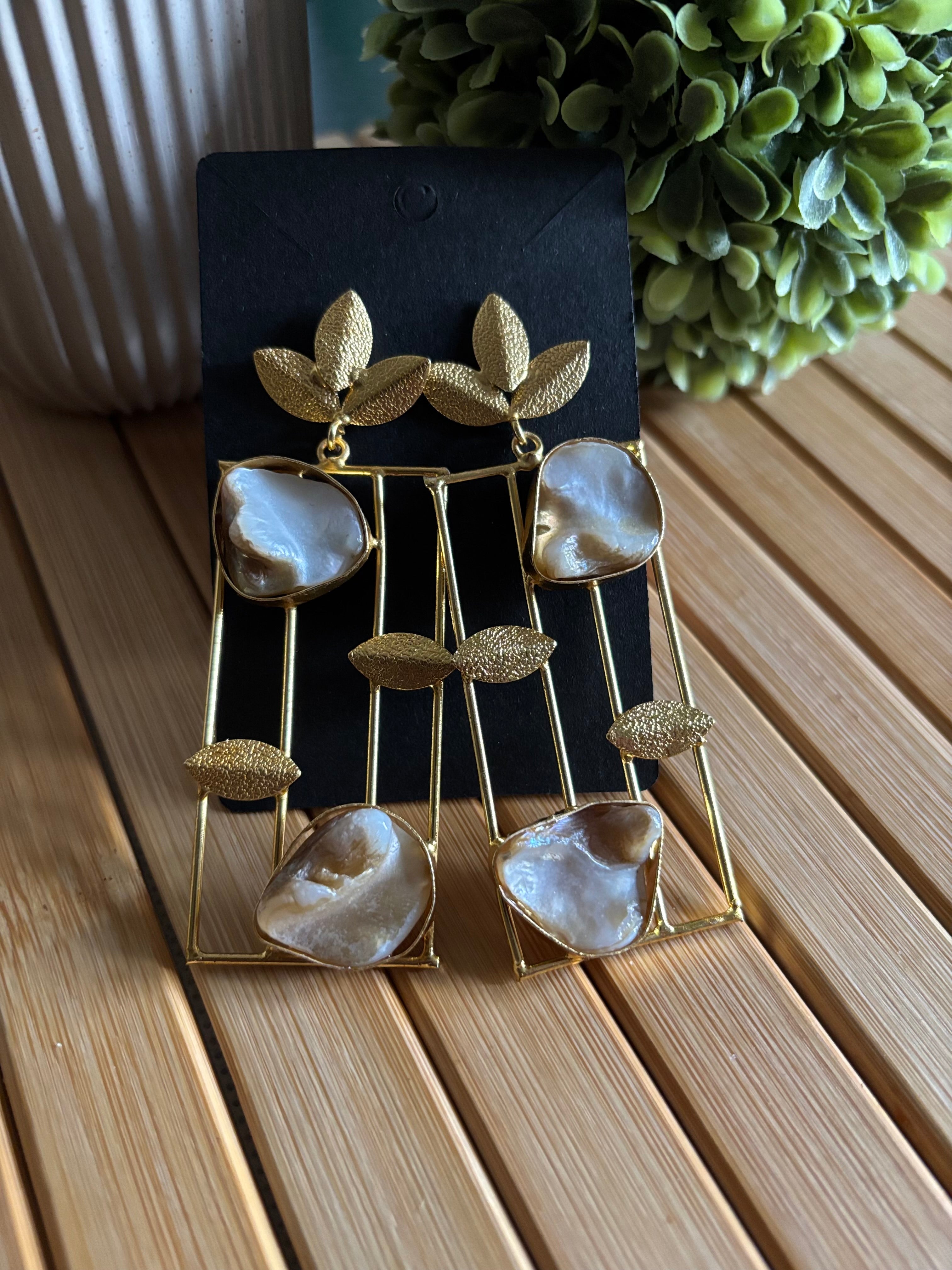 Square window earring