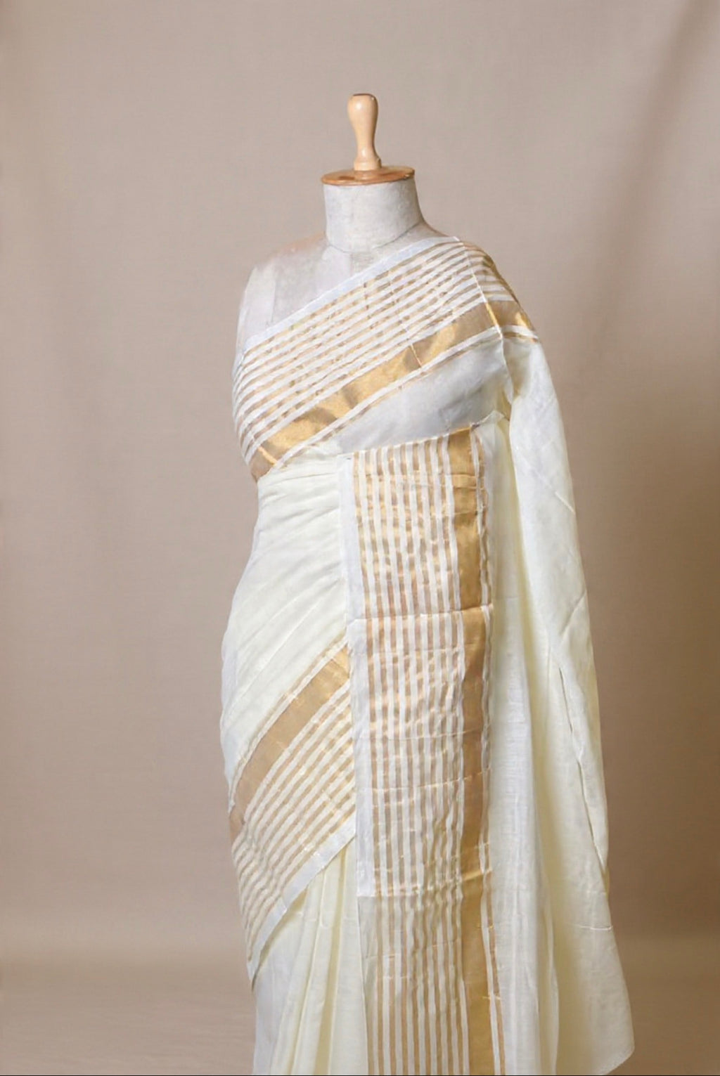Soft Mul Cotton - Traditional Gold Border